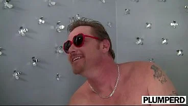 It’s my First Gangbang! BBW Surrounded by Cocks at Plumperd